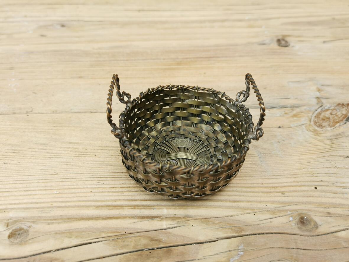 Miniatur Metallkörbchen