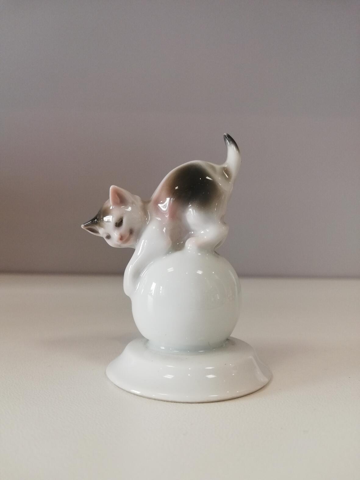 Porzellan Katze  ,, Rosenthal 