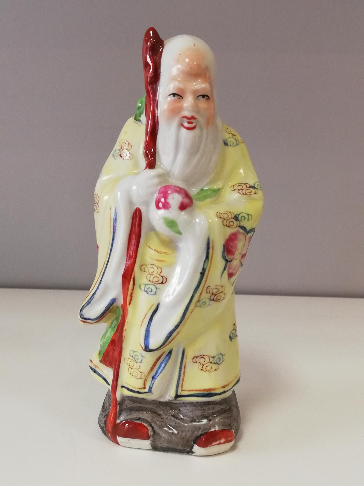 Chinesische Figur aus Keramik 