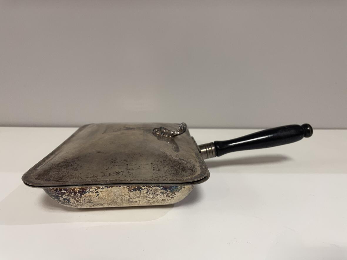 Pfännchen mit Deckel versilbert 