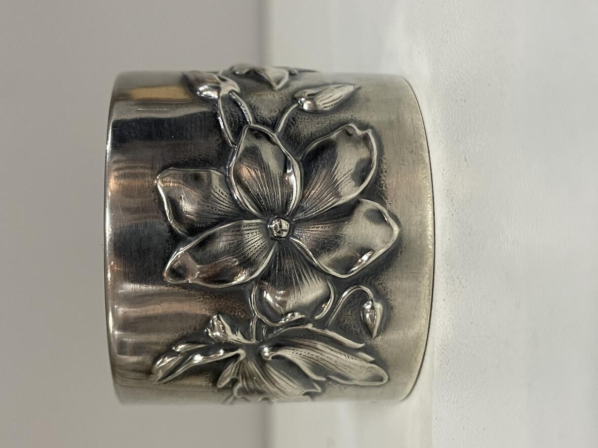 Jugendstil Serviettenring aus Silber