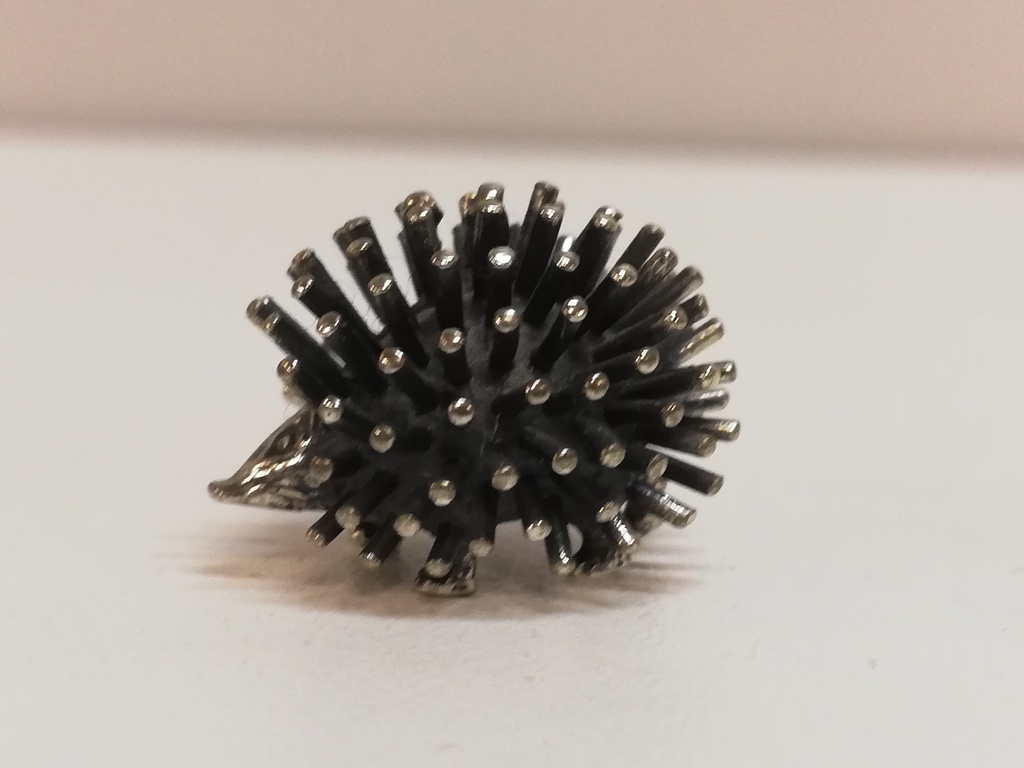Mini Igel aus Silber