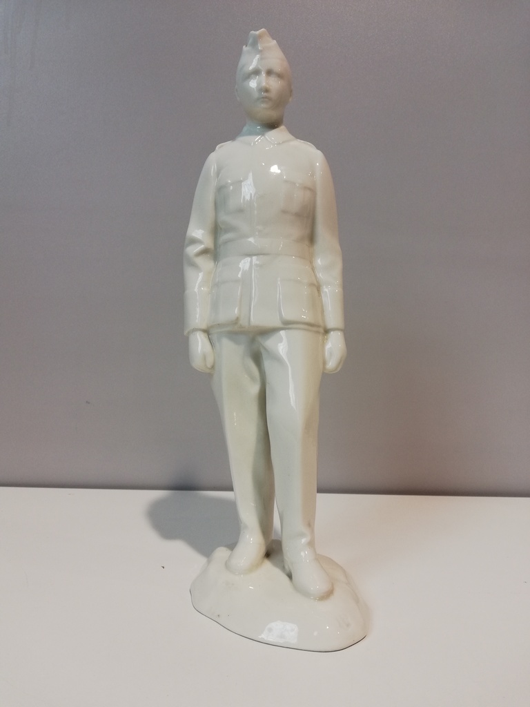Nymphenburg Soldatenfigur, weiß