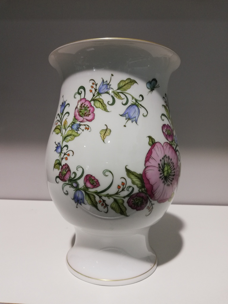Hutschenreuther Vase mit Blumenmotiven