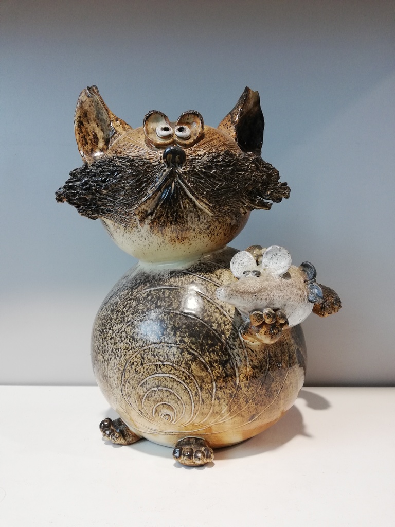 Katze mit Maus