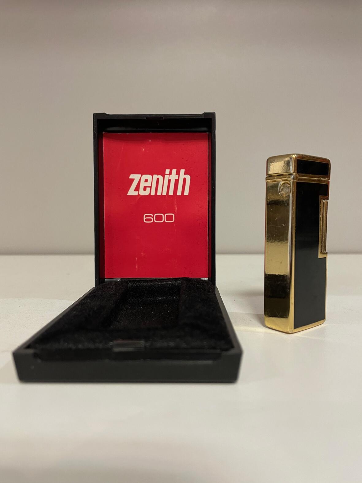Zenith, 600, Feuerzeug in Etui