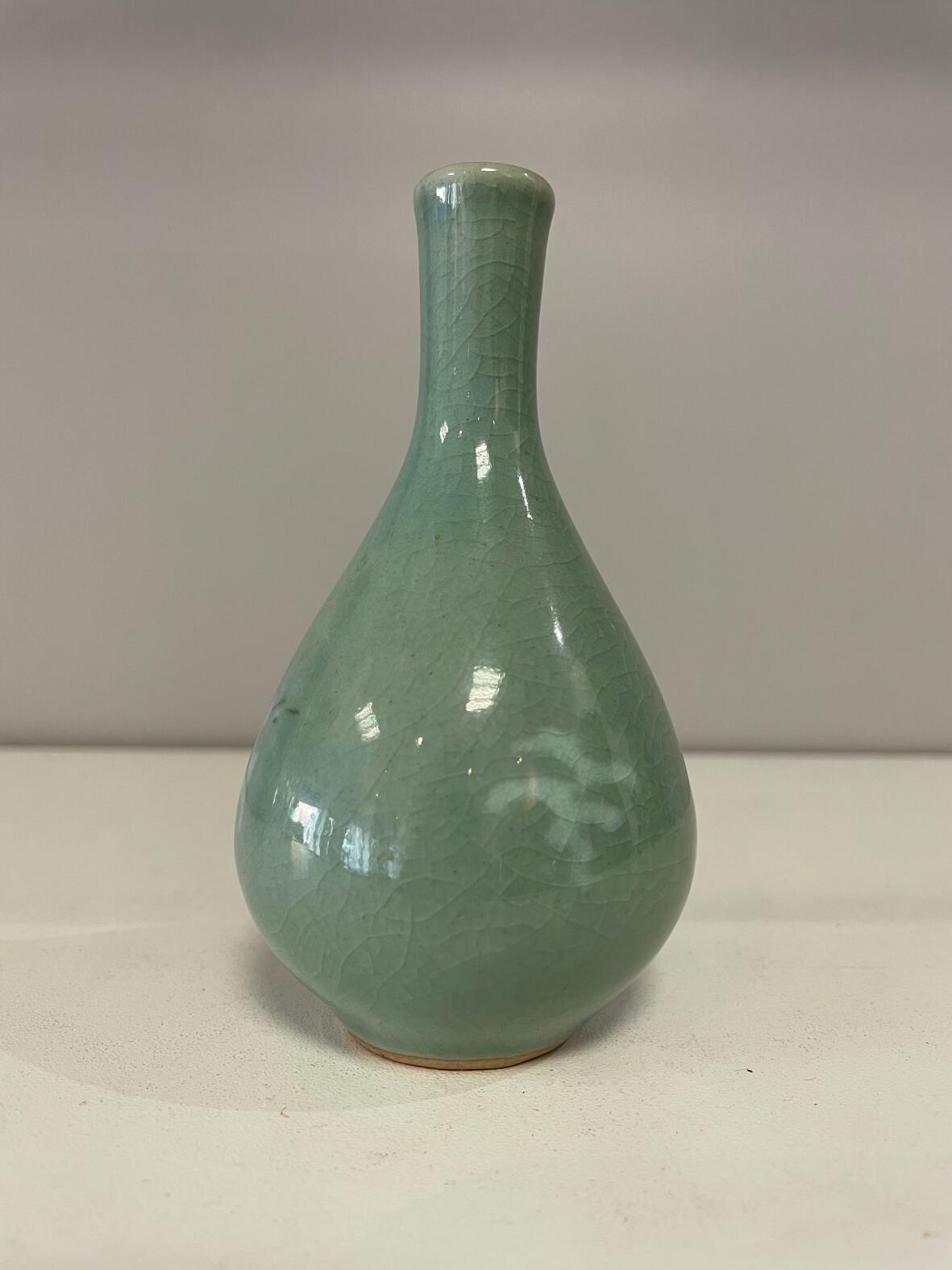 Seladon Vase aus Steinzeug 