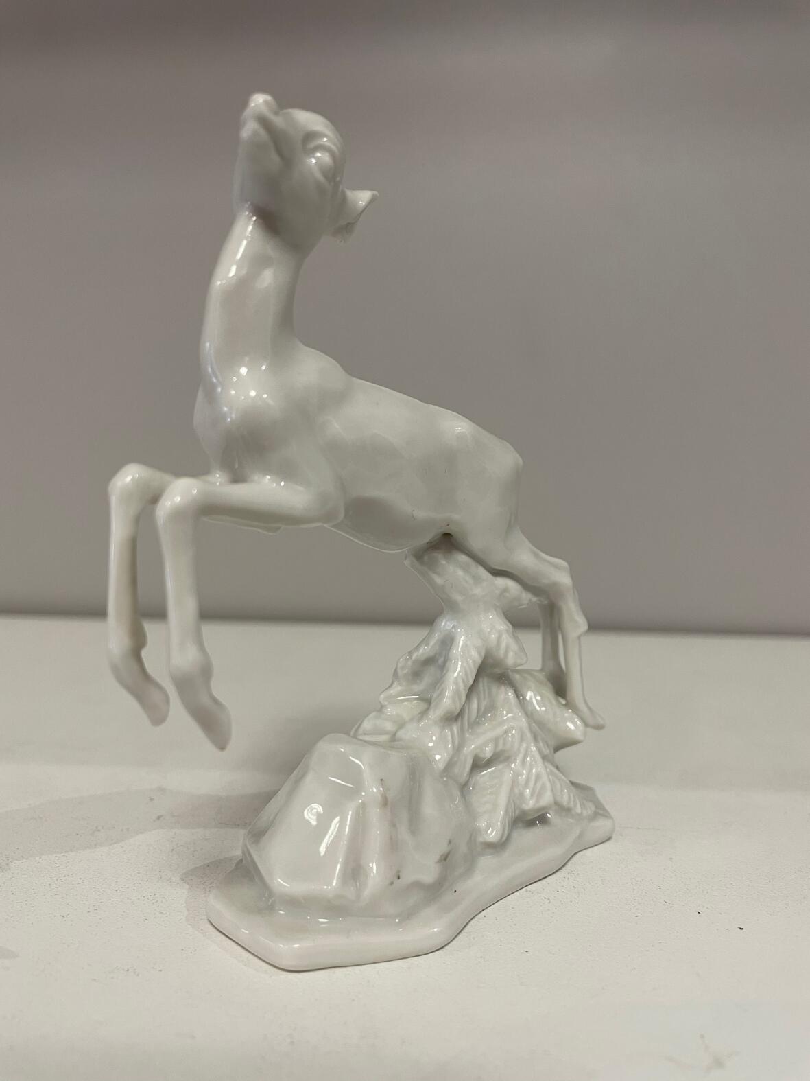 Rosenthal* Reh, Porzellanfigur signiert von Fritz Heidenreich